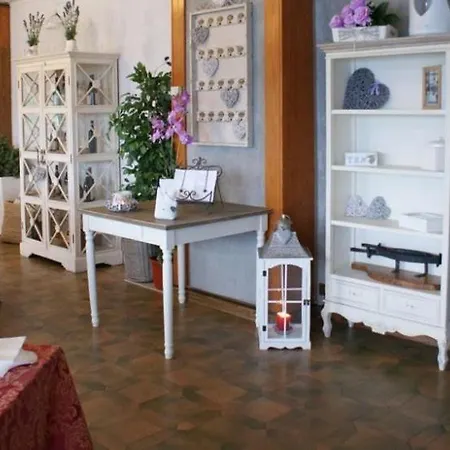 Provinciale 79 Mini-hôtel Magreglio